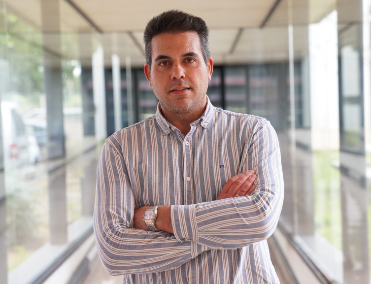 ICMol attracts young talent with fellowships from the la Caixa Foundation...